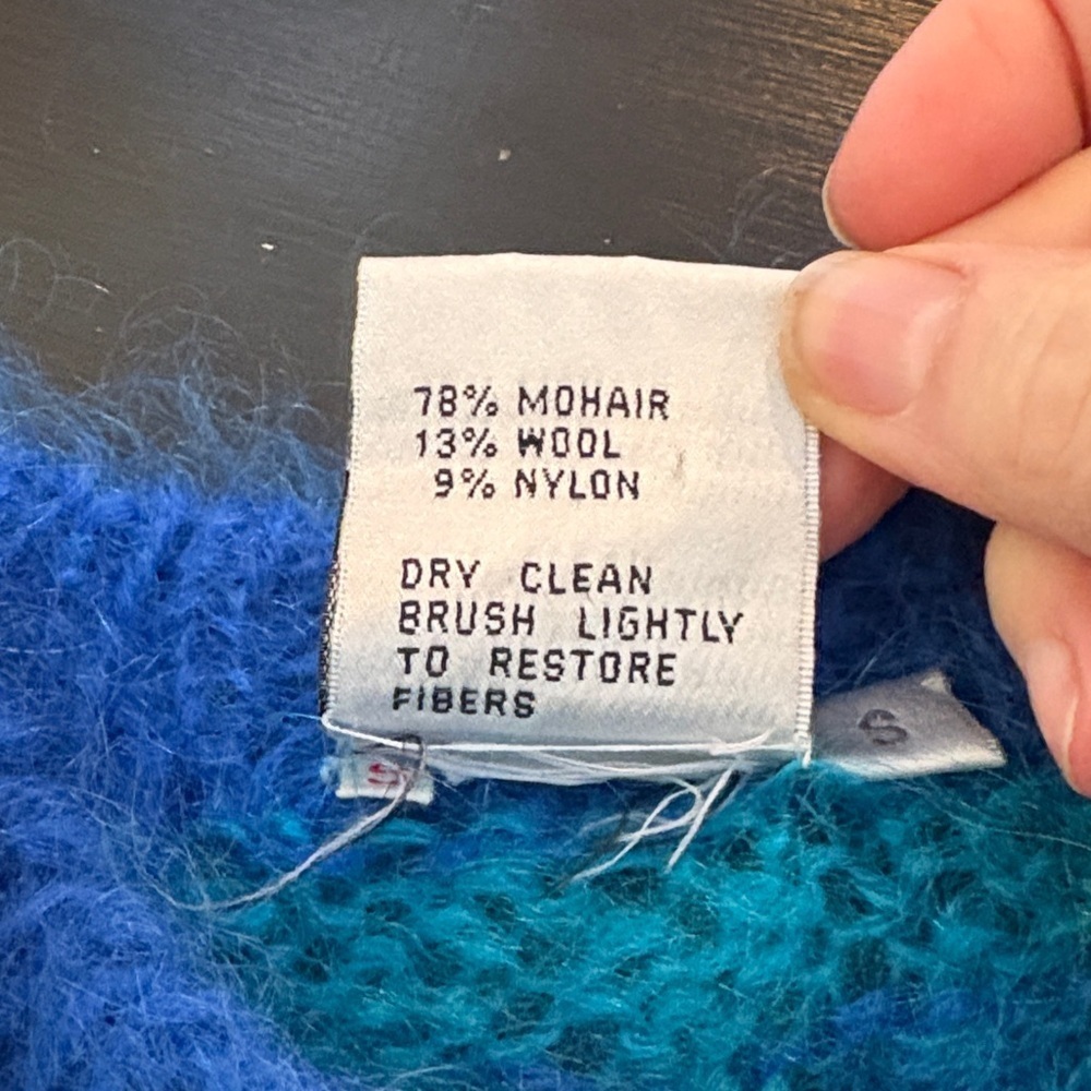 Icelandic Mohair/Wool Sweater. Size Small - Picture 8 of 10
